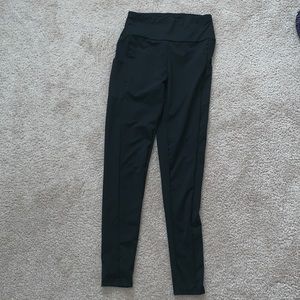 Black Leggings w/ butt scrunch